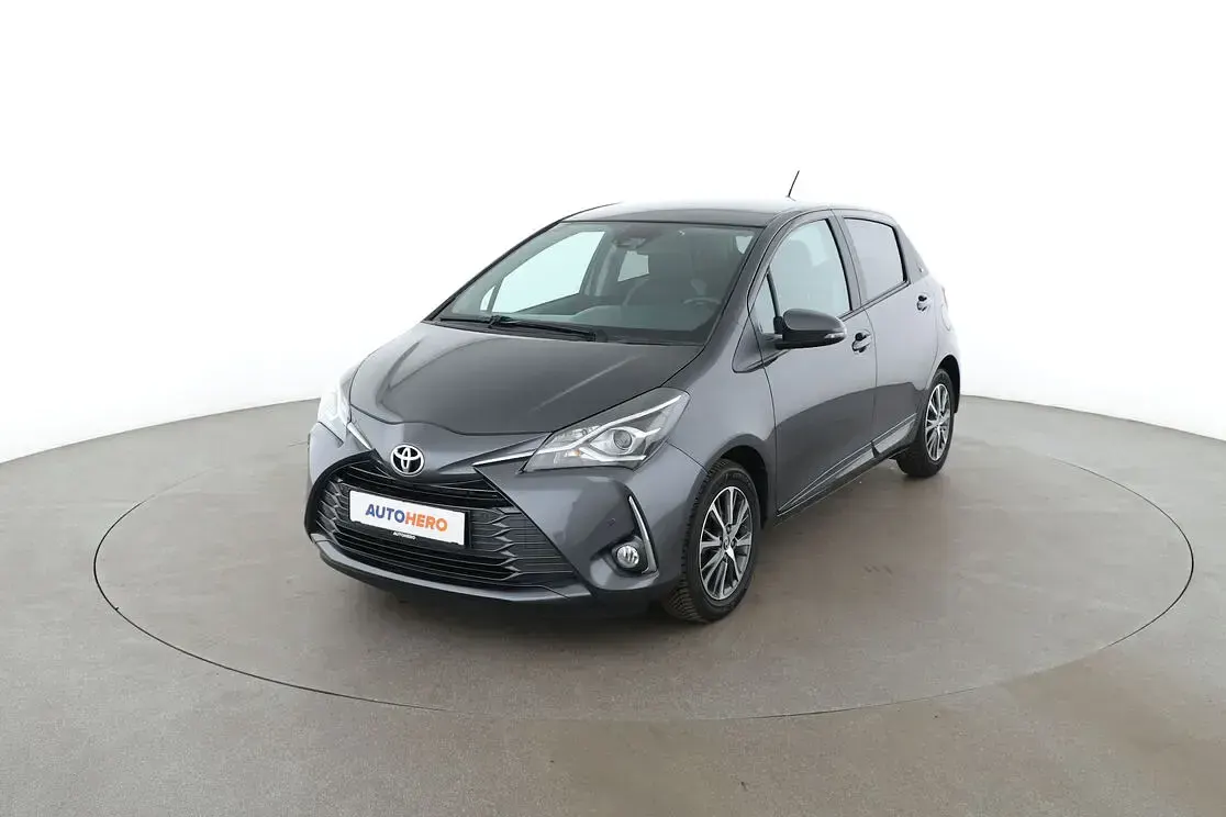 Gebraucht Toyota Yaris Team 120 PS (88 kW) 2020 Limousine