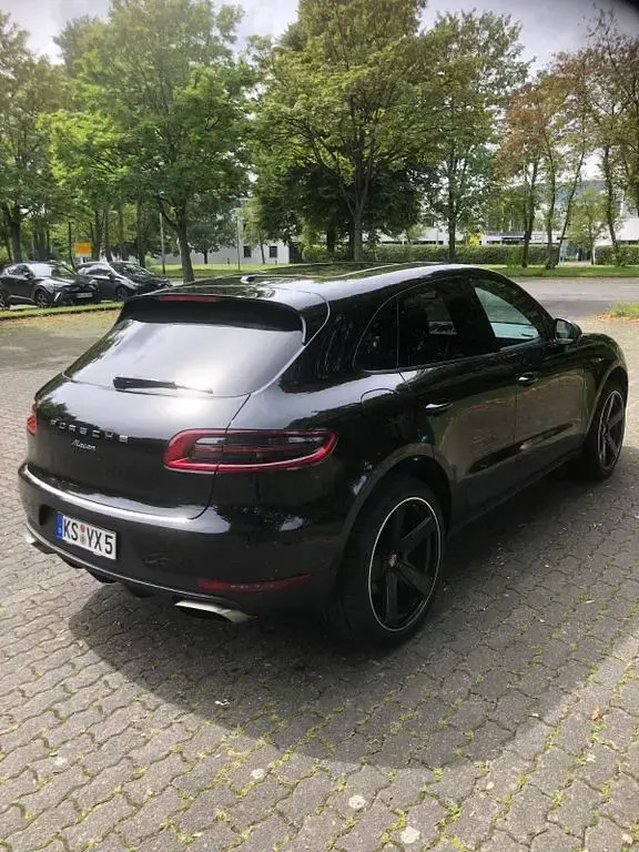 Gebraucht Porsche Macan 252 PS (185 kW) 2018 Schwarz SUV