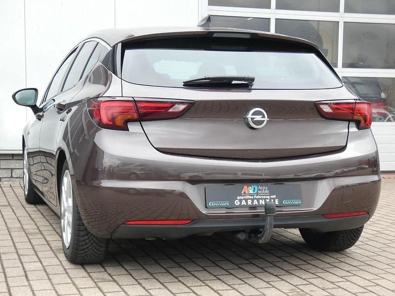 Gebraucht Opel Astra Innovation 110 PS (80 kW) 2015 Braun Limousine