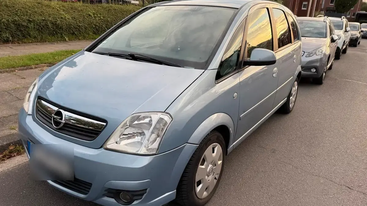 Second-hand Opel Meriva 105 CP (77 kW) 2006 Albastru Monovolum