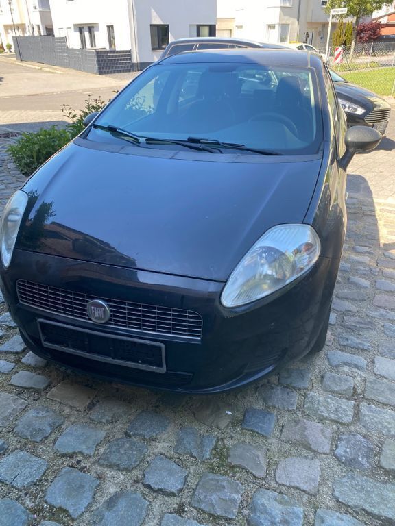 Schwarz Gebraucht 2008 Fiat Punto Active Kleinwagen | 950 € (Guter Preis) - Bild 1/4
