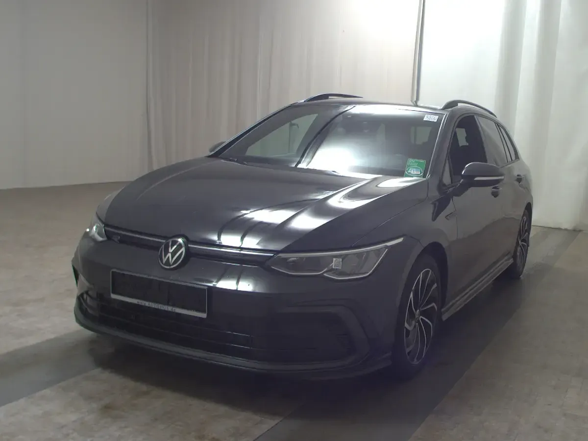 Gebraucht VW Golf VIII R-line 150 PS (110 kW) 2023 Grau Kombi