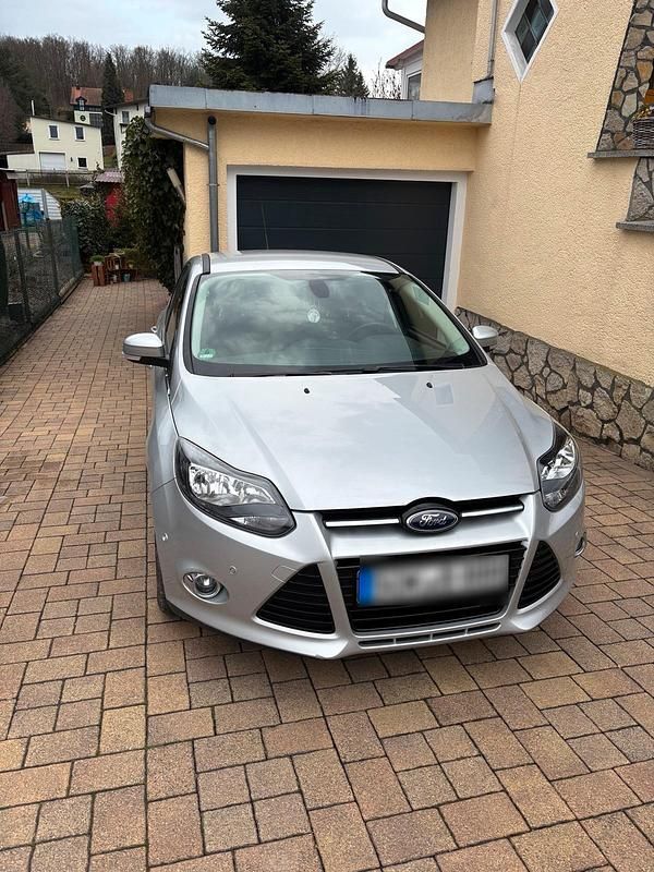 Gebraucht Ford Focus 150 PS (110 kW) 2012 Grau Kleinwagen