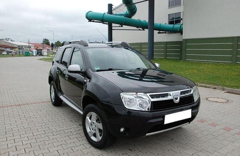 Gebraucht Dacia Duster 105 PS (77 kW) 2011 Schwarz SUV