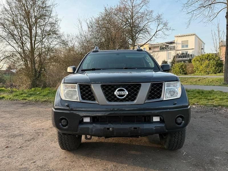 Gebraucht Nissan Navara 175 PS (128 kW) 2007 Schwarz Pickup