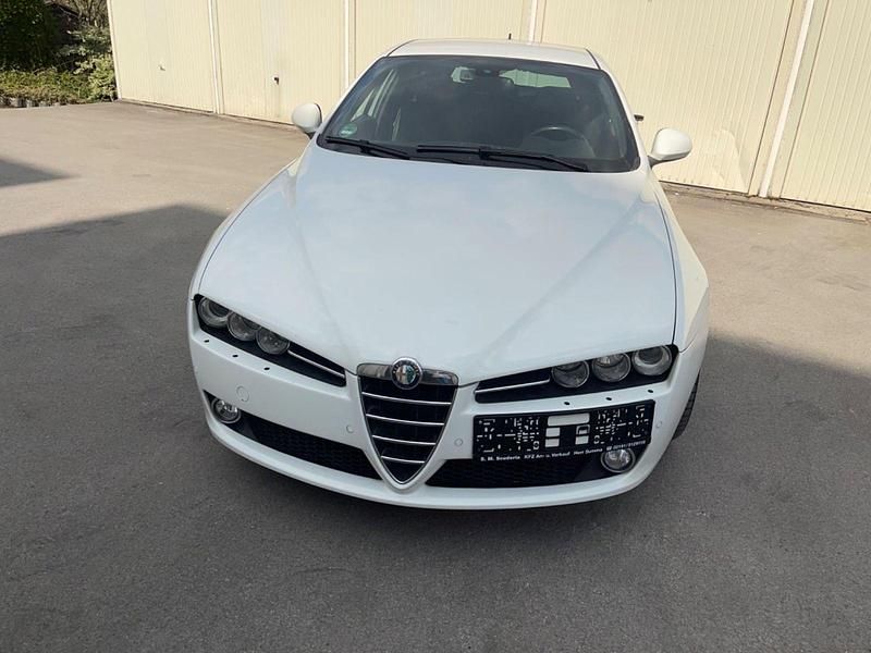 Gebraucht Alfa Romeo 159 Turismo 170 PS (125 kW) 2012 Weiß Kombi