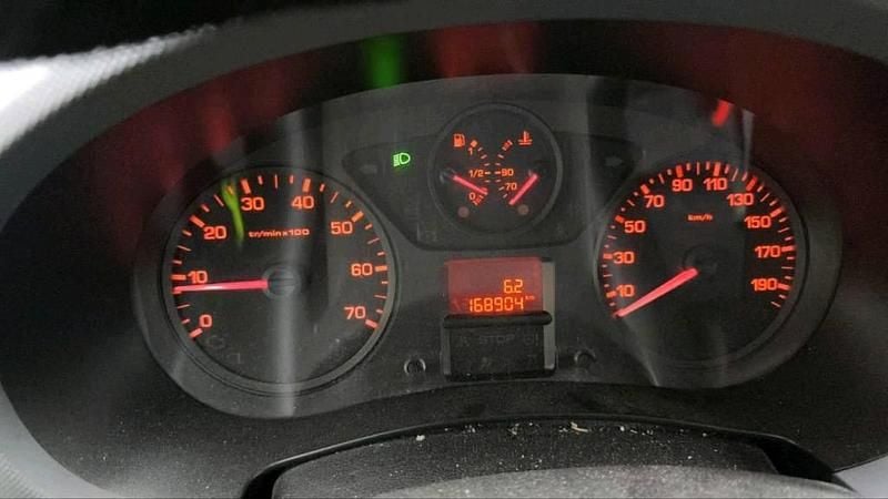 Gebraucht Citroën Berlingo 75 PS (55 kW) 2010 Grau Van / Kleinbus