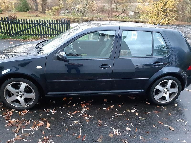 Gebraucht VW Golf IV Edition 116 PS (85 kW) 2002 Blau Limousine