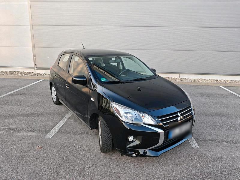 Gebraucht Mitsubishi Space Star 71 PS (52 kW) 2023 Schwarz Kleinwagen