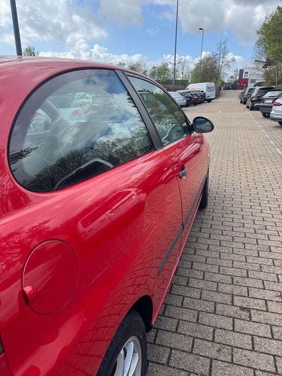Gebraucht Seat Ibiza Reference 60 PS (44 kW) 2009 Rot Limousine