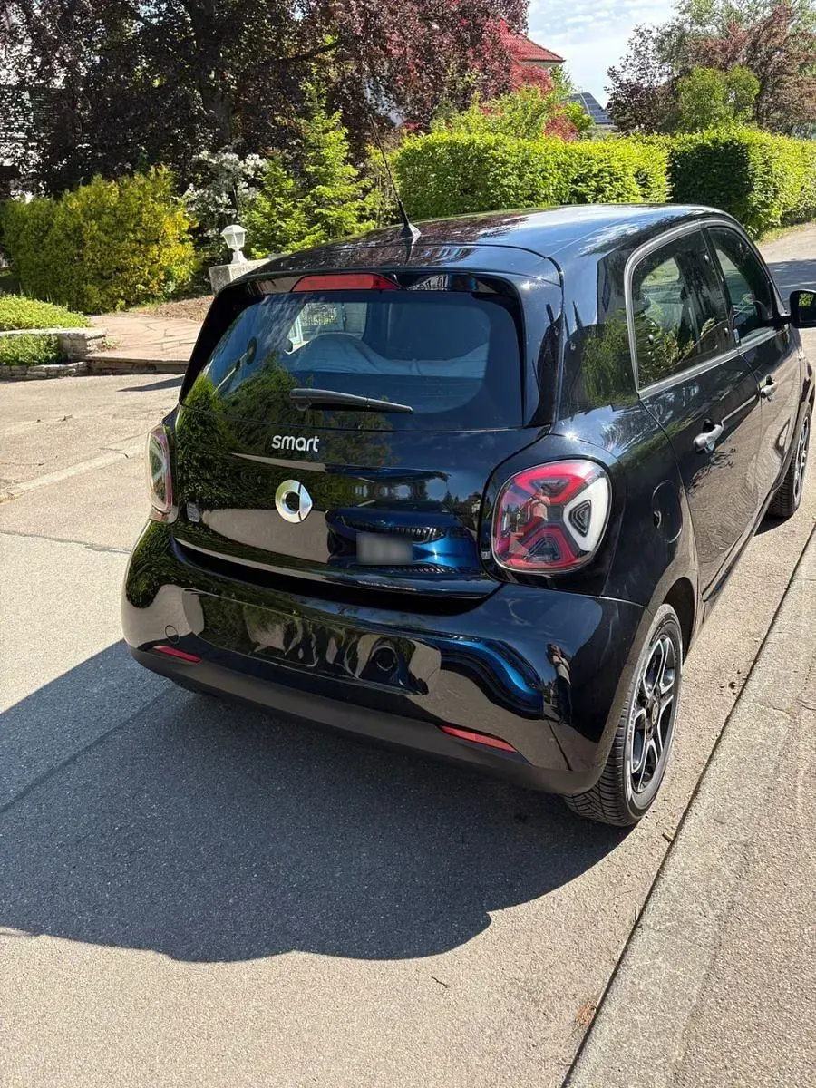 Gebraucht Smart ForFour Electric Drive 60 kW (82 PS) 2021 Schwarz Kleinwagen