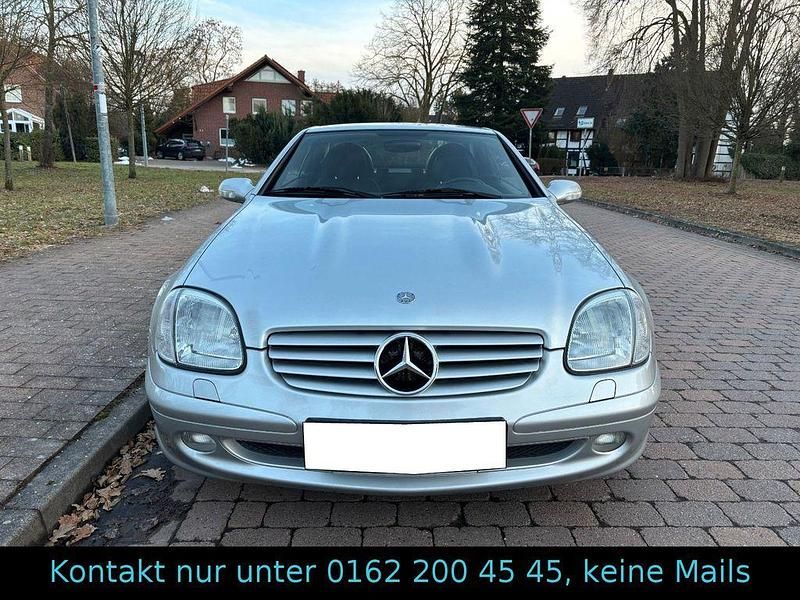 Gebraucht Mercedes SLK230 197 PS (144 kW) 2004 Silber Cabrio