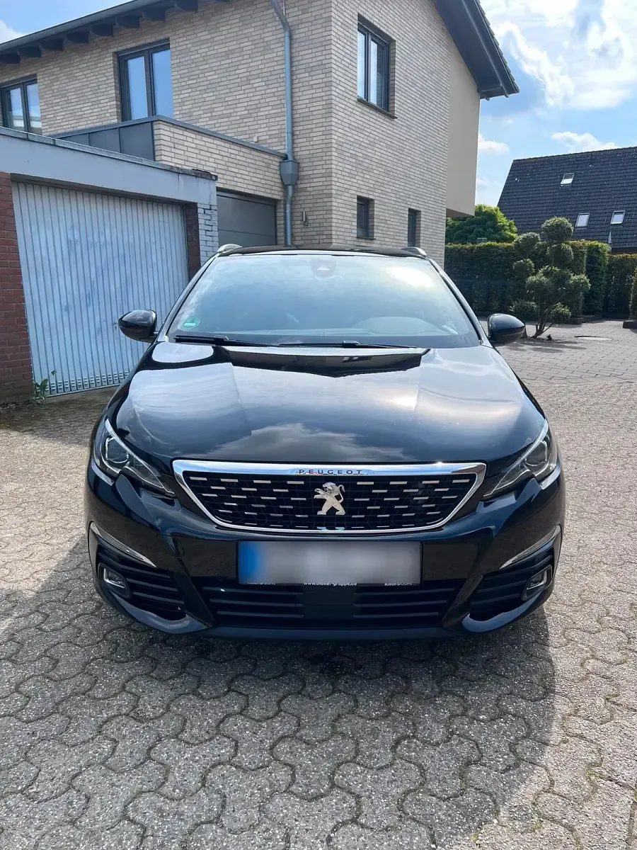 Gebraucht Peugeot 308 SW GT 177 PS (130 kW) 2019 Schwarz Kombi