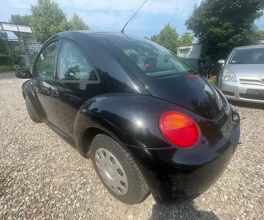 Gebraucht VW New Beetle 116 PS (85 kW) 2000 Schwarz Kleinwagen