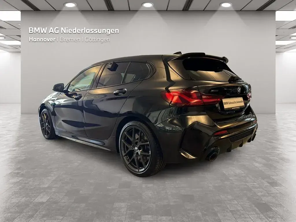 Gebraucht BMW M135 Performance 306 PS (225 kW) 2023 Schwarz Kleinwagen