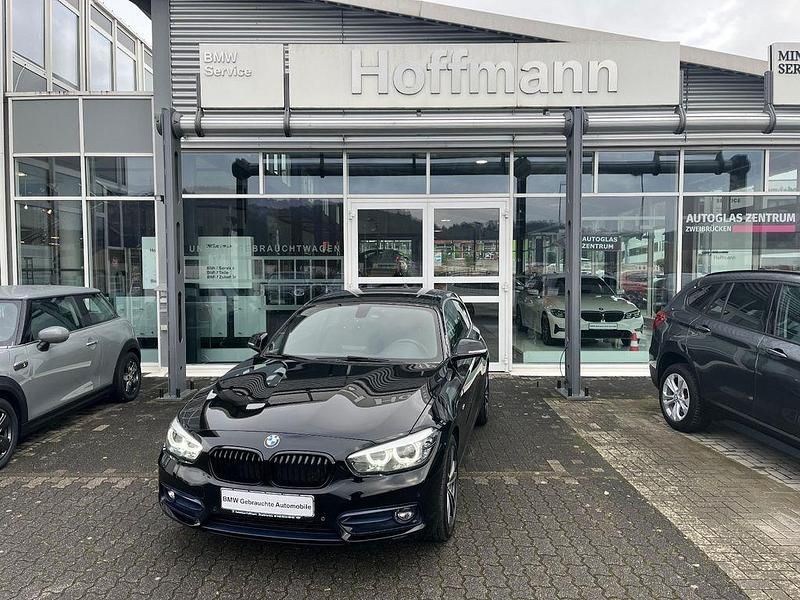 Gebraucht BMW 125 Sport Line 224 PS (164 kW) 2018 Schwarz Kleinwagen