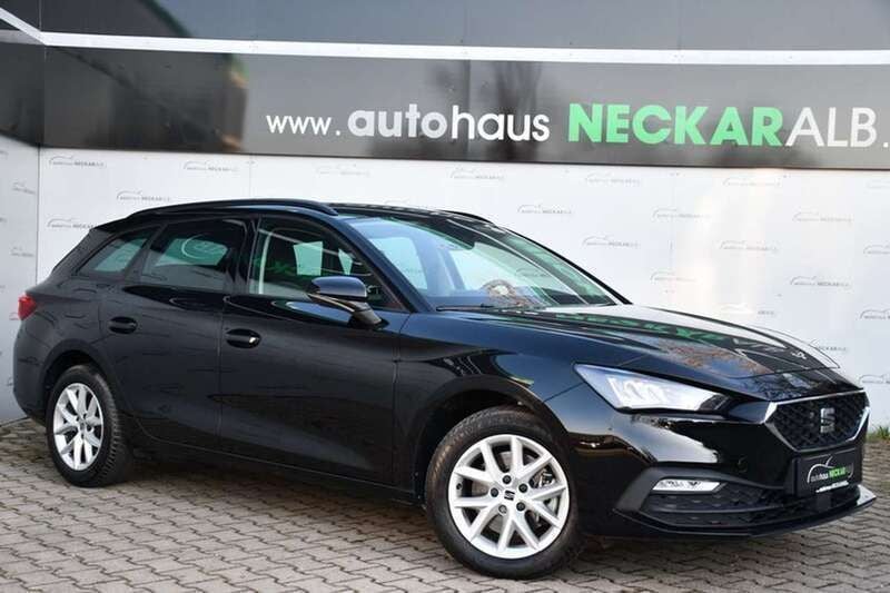 Mitternachtsschwarz Gebraucht 2023 Seat Leon Style Kombi | 24.480 € (Fairer Preis) - Bild 1/4