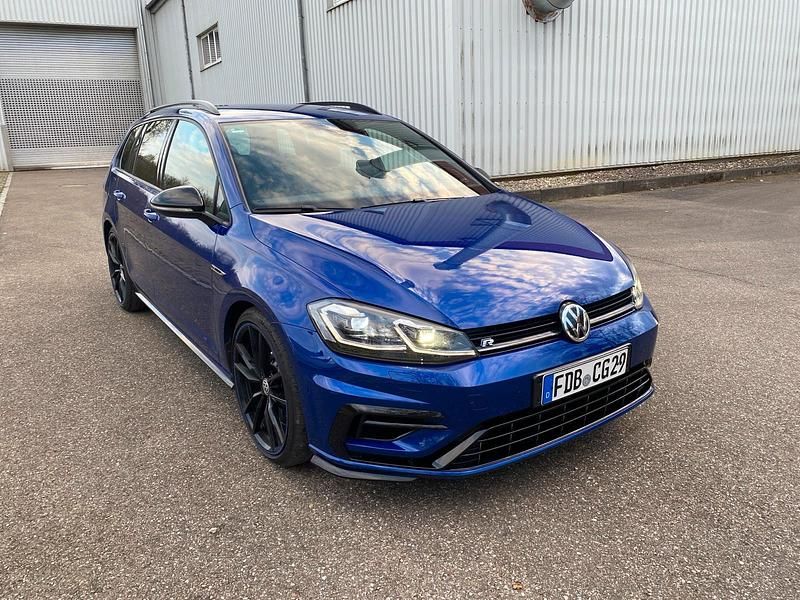 Gebraucht 2018 VW Golf VII R Kombi | 23.900 € (Fairer Preis) - Bild 1/4