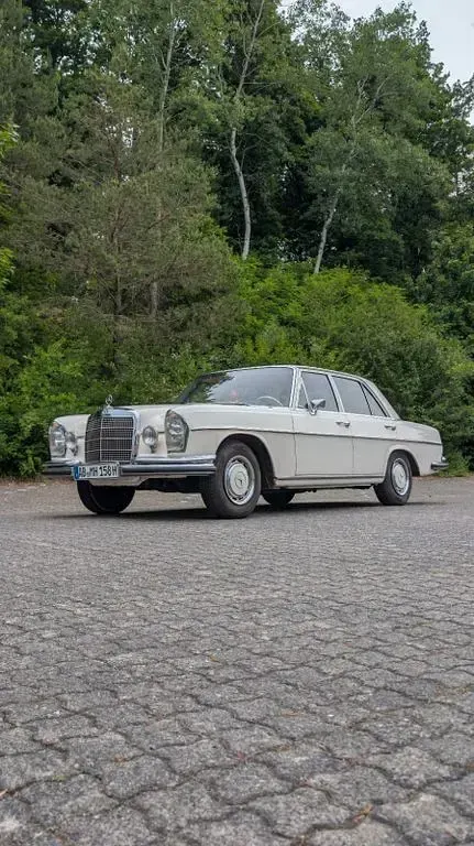 Gebraucht Mercedes W108 140 PS (102 kW) 1968 Weiß Limousine