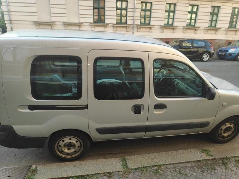 Silber Gebraucht 2006 Renault Kangoo Van / Kleinbus | 2.000 € (Fairer Preis) - Bild 1/4