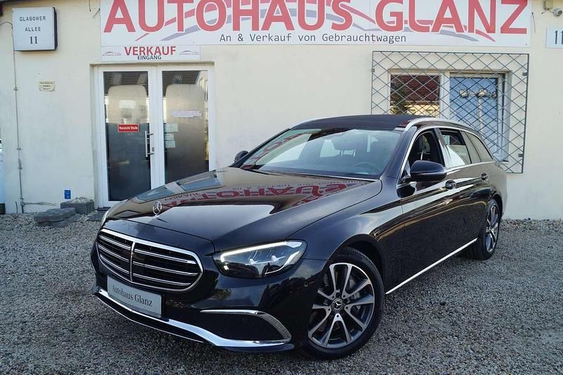 Obsidianschwarz Gebraucht 2021 Mercedes E400 Kombi | 47.900 € (Fairer Preis) - Bild 1/4