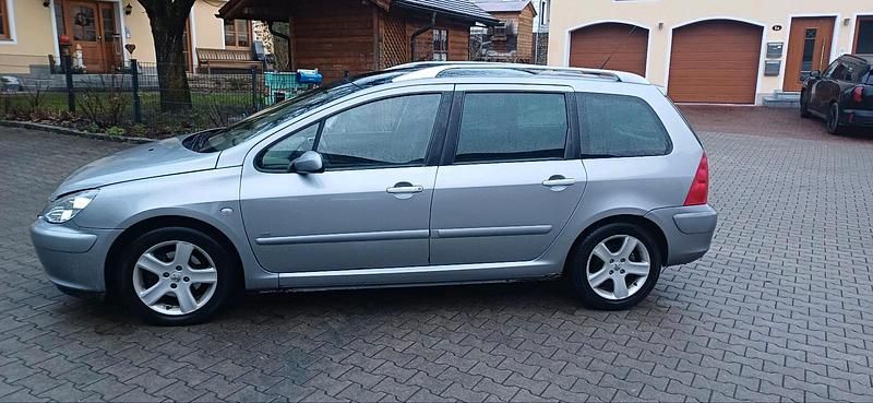 Gebraucht Peugeot 307 110 PS (80 kW) 2003 Silber Kombi