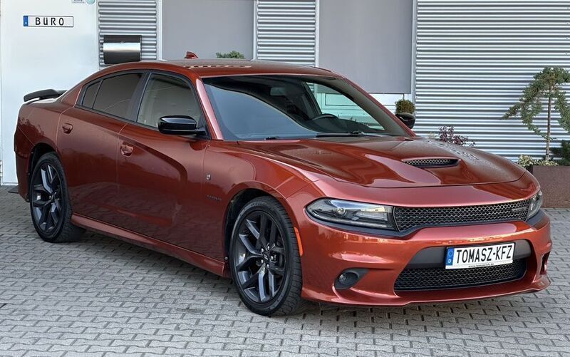 Orange Gebraucht 2020 Dodge Charger Limousine | 31.550 € (Etwas zu teuer) - Bild 1/4