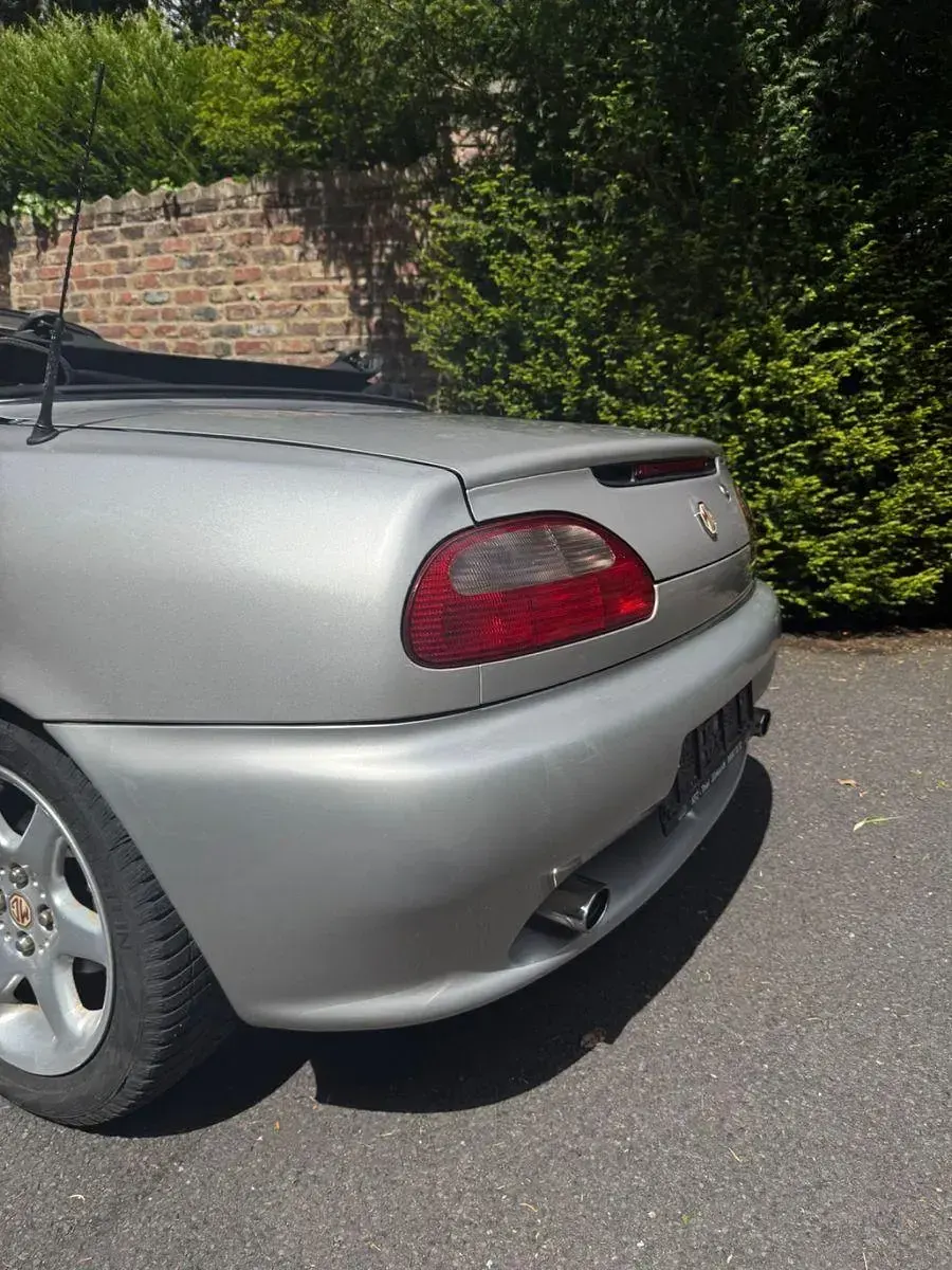 Gebraucht MG F 120 PS (88 kW) 1999 Silber Cabrio