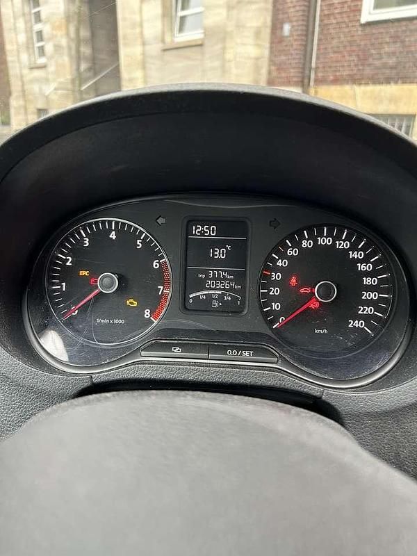 Gebraucht VW Polo Trendline 60 PS (44 kW) 2011 Limousine