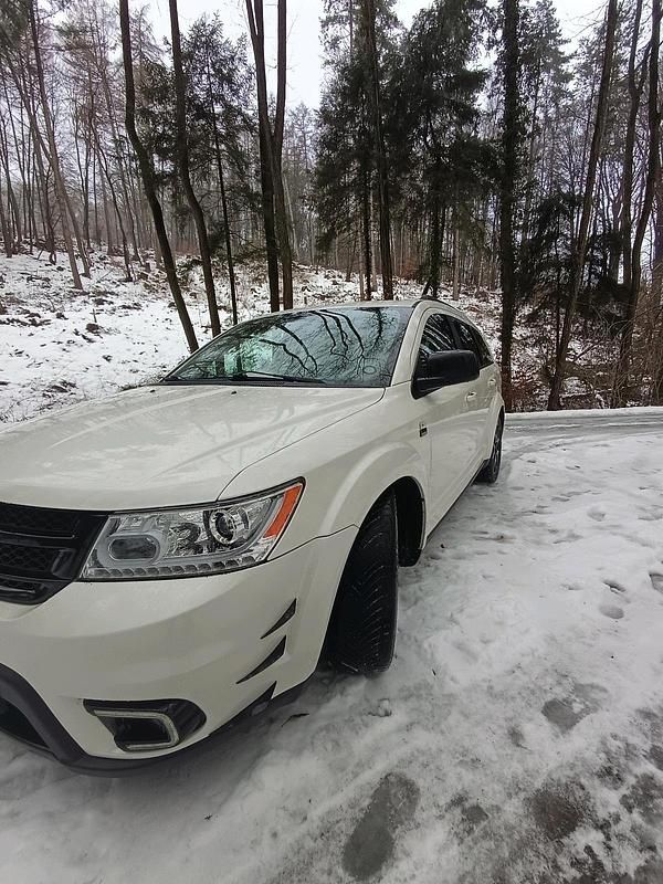 Gebraucht Fiat Freemont 170 PS (125 kW) 2014 Andere farben SUV