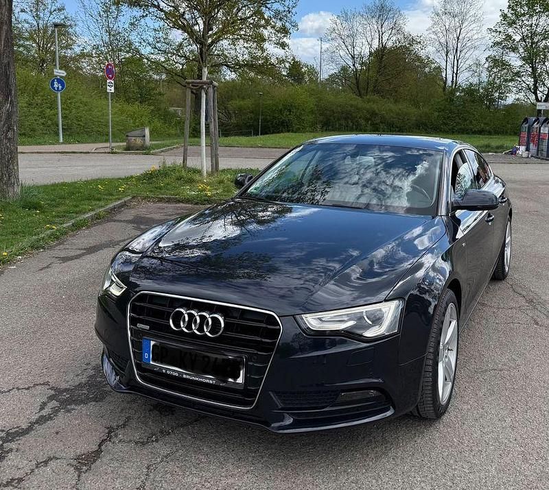 Gebraucht Audi A5 Sportback 224 PS (164 kW) 2013 Blau Kleinwagen