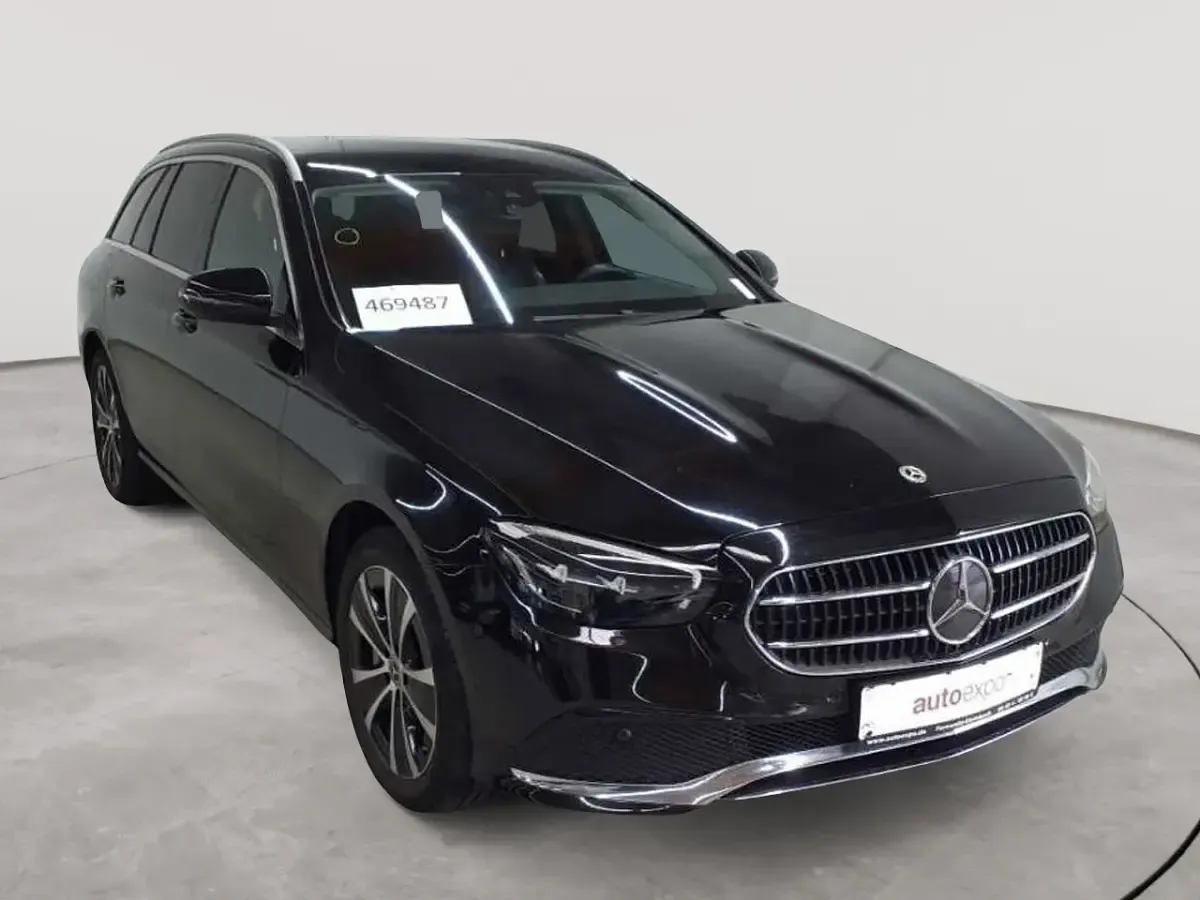 Gebraucht Mercedes E300 194 PS (142 kW) 2022 Kombi