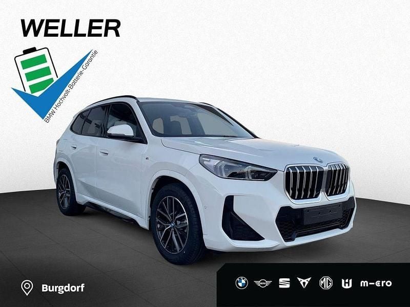 Black sapphire (schwarz) Gebraucht 2024 BMW X1 M Sport SUV | 47.990 € (Guter Preis) - Bild 1/4