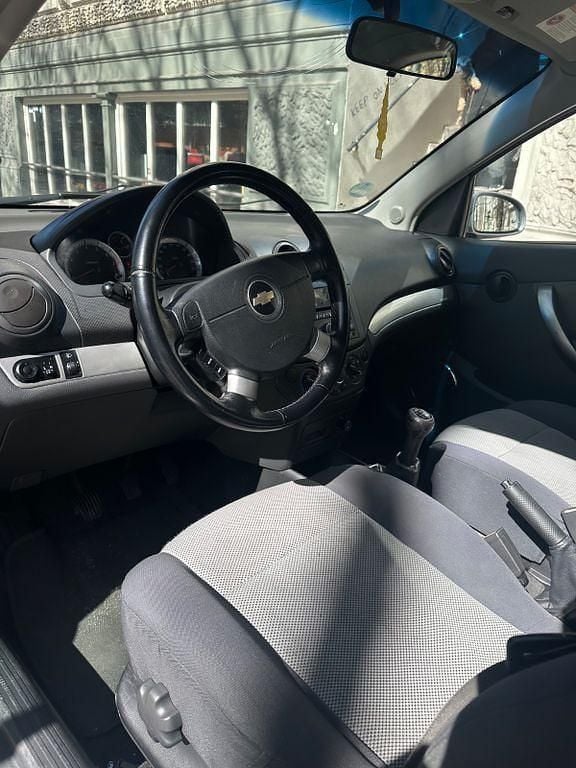 Gebraucht Chevrolet Aveo LS 84 PS (61 kW) 2009 Silber Limousine