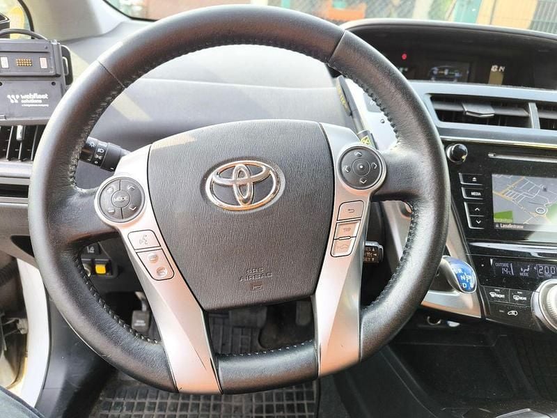 Gebraucht Toyota Prius+ 99 PS (72 kW) 2020 Weiß Van / Kleinbus