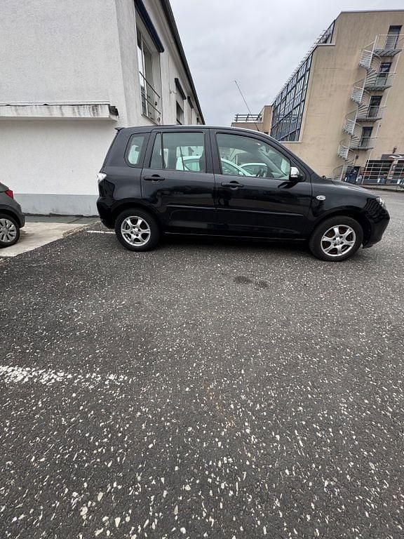 Gebraucht Mazda 2 Exclusive 80 PS (58 kW) 2007 Schwarz Kleinwagen