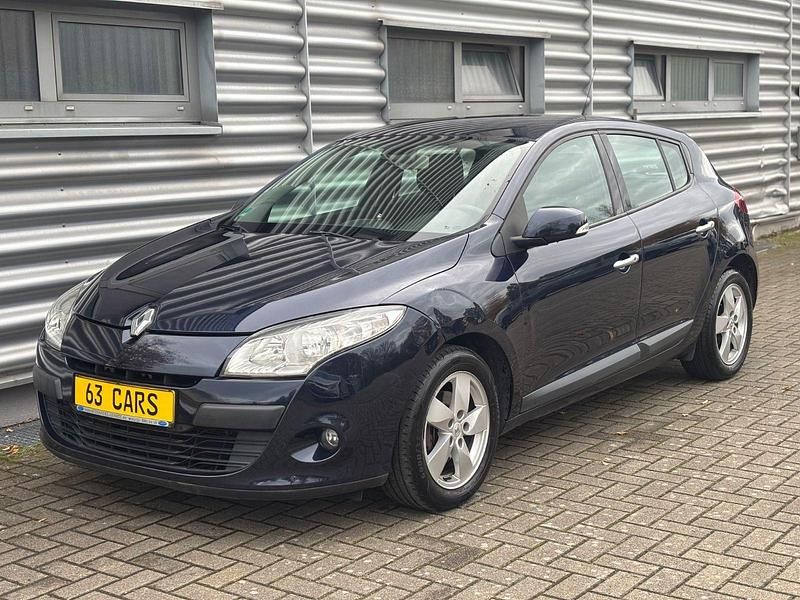 Gebraucht Renault Mégane Dynamique 110 PS (80 kW) 2009 Blau Limousine