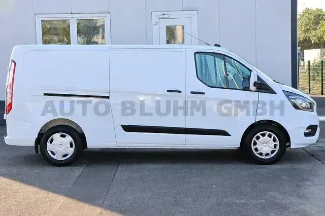 Gebraucht Ford Transit 131 PS (96 kW) 2023 Weiß Van