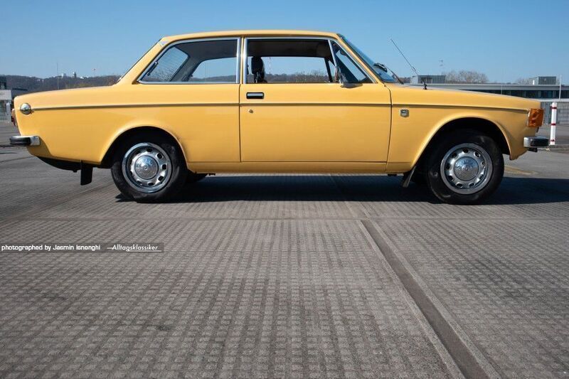 Gelb Gebraucht 1973 Volvo 142 Limousine | 13.900 € - Bild 1/4