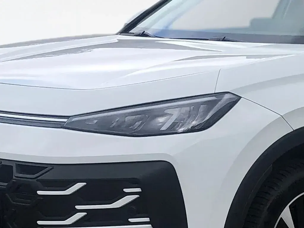 Neu VW T-Roc Life 116 PS (85 kW) 2026 Weiß SUV