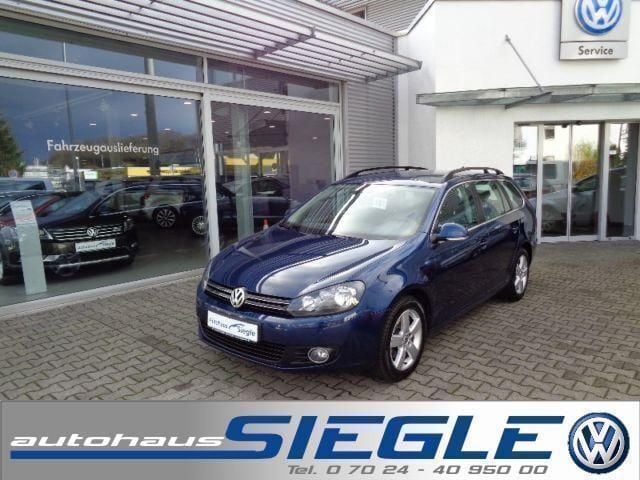 Blau metallic Gebraucht 2012 VW Golf VI Comfortline Kleinwagen | 11.940 € (Teuer) - Bild 1/4