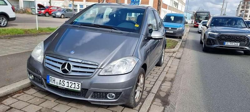 Gebraucht Mercedes A200 136 PS (100 kW) 2008 Mountaingrau  met. Kleinwagen