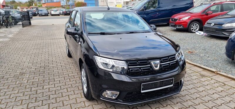 Schwarz Gebraucht 2019 Dacia Sandero Comfort Kleinwagen | 9.190 € (Fairer Preis) - Bild 1/4