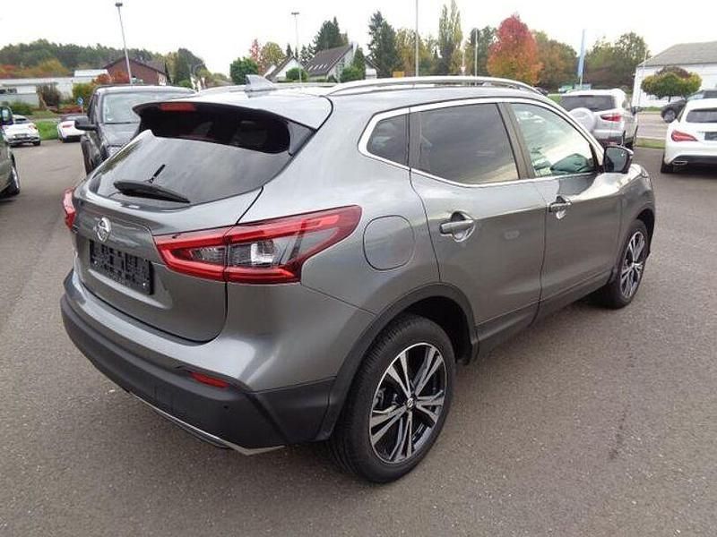 Gebraucht Nissan Qashqai 116 PS (85 kW) 2019 Grau SUV