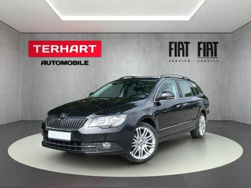 Schwarz Gebraucht 2014 Skoda Superb Ambition Kombi | 12.987 € (Etwas zu teuer) - Bild 1/4