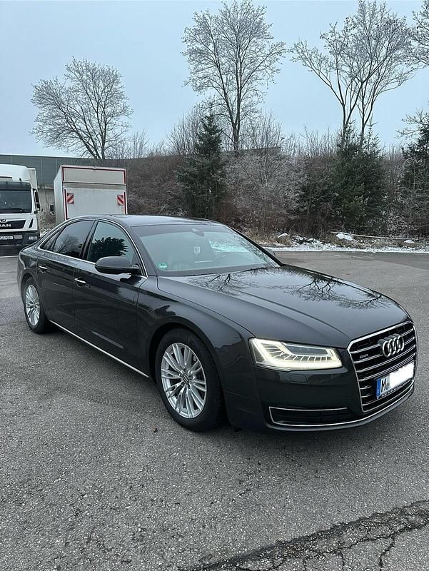 Second-hand Audi A8 258 CP (189 kW) 2015 Andere farben Berlinǎ