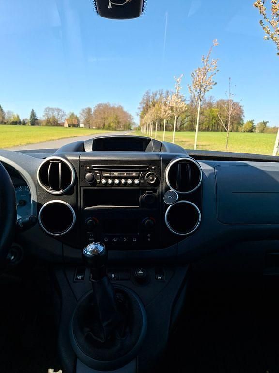 Gebraucht Peugeot Partner Tepee Active 92 PS (67 kW) 2012 Grau Van / Kleinbus