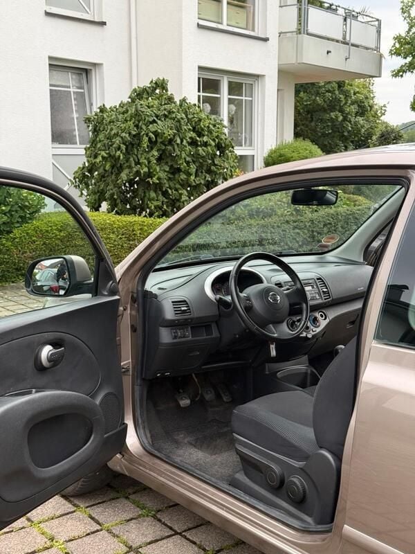 Braun Gebraucht 2010 Nissan Micra Kleinwagen | 1.000 € (Superpreis) - Bild 1/4