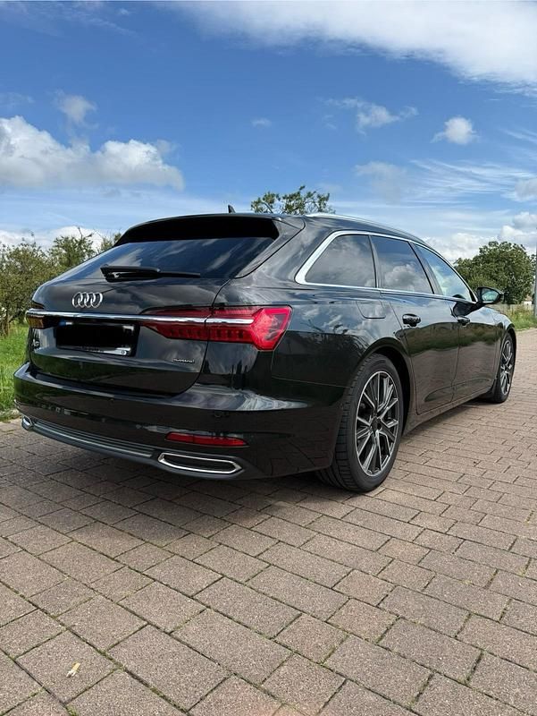 Gebraucht Audi A6 S-Line 204 PS (150 kW) 2021 Grau Kombi