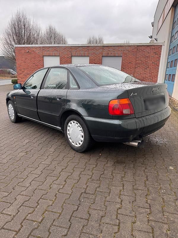 Gebraucht Audi A4 125 PS (91 kW) 2002 Grün Limousine